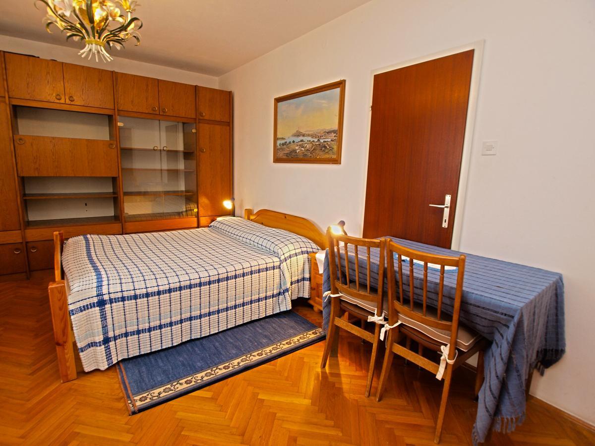 Milan 1370 3*